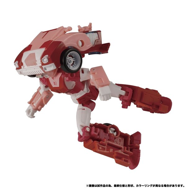 Takara Transformers Legacy TL 12 Elita 1 Official In Hand Image  (3 of 4)